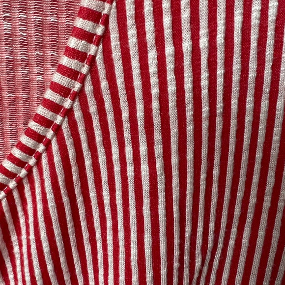W5 Red&White Top - Picture 5 of 8